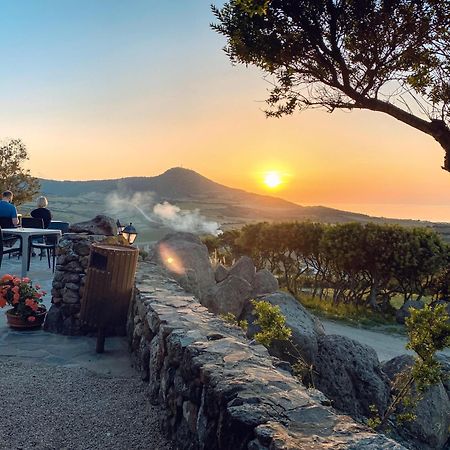 Agriturismo Monte Istulargiu 발레도리아 외부 사진