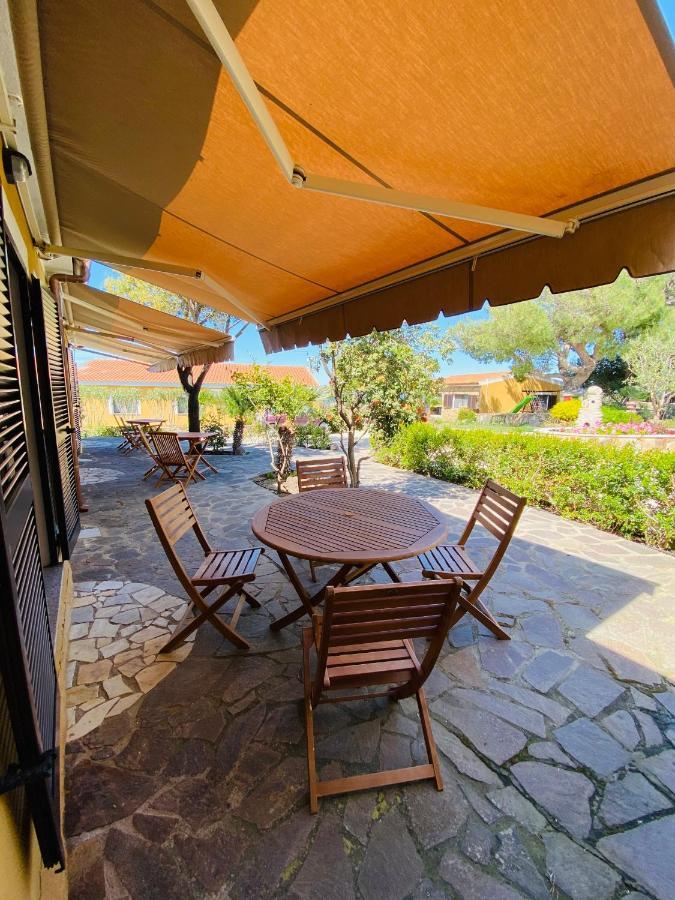 Agriturismo Monte Istulargiu 발레도리아 외부 사진