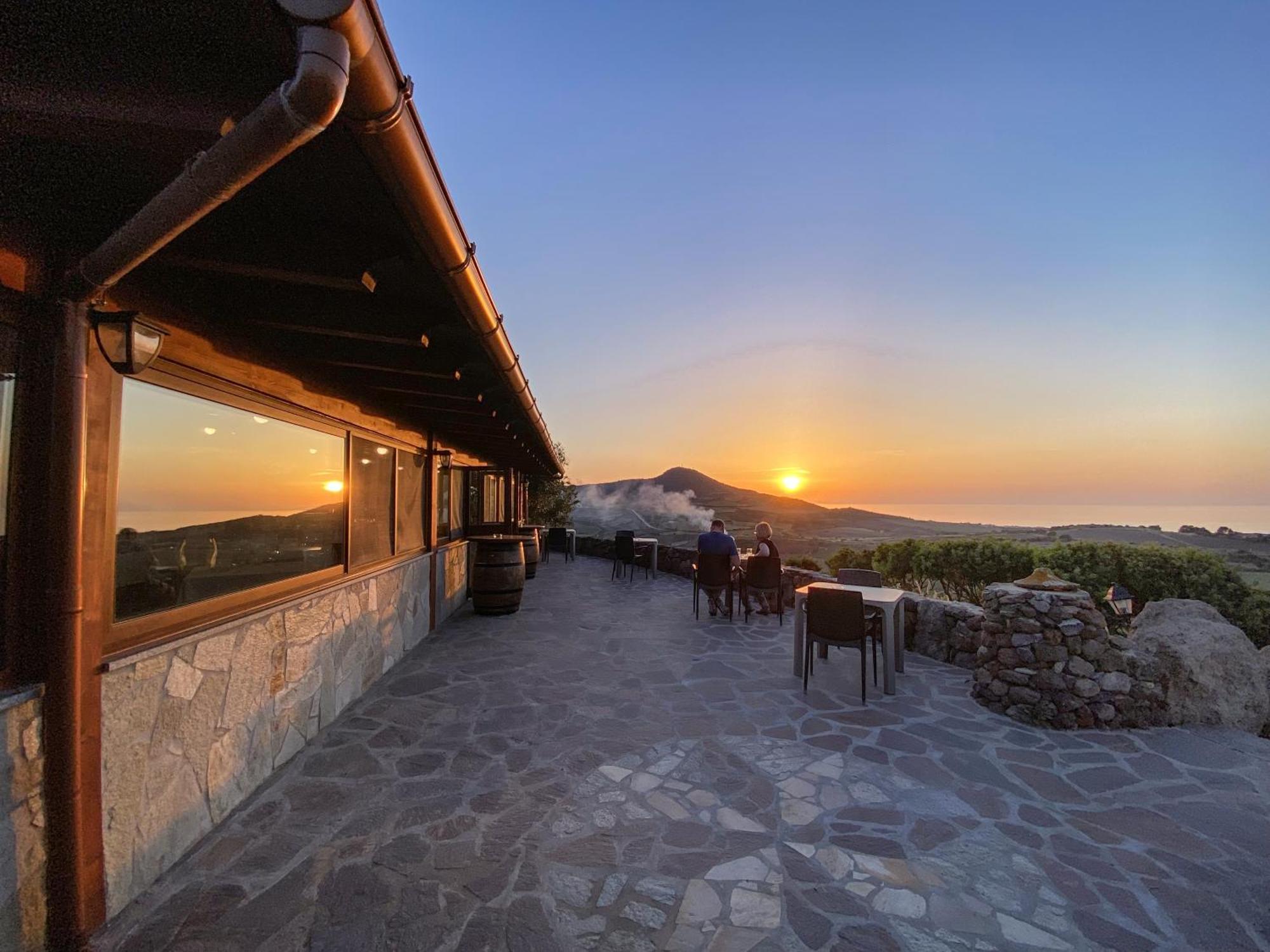 Agriturismo Monte Istulargiu 발레도리아 외부 사진